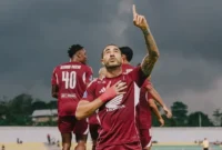 1761370679975-pemain-psm-makassar-victor-luiz-melakukan-selebrasi-usai-mencetak-gol-ke-gawang-arema-fc-1760866684862_169