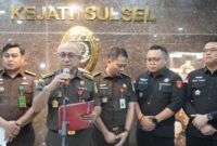 1761457035611-kejati-sulsel-saat-merilis-kasus-kredit-fiktif-di-bank-bumn-di-bulukumba-1761451587055_169