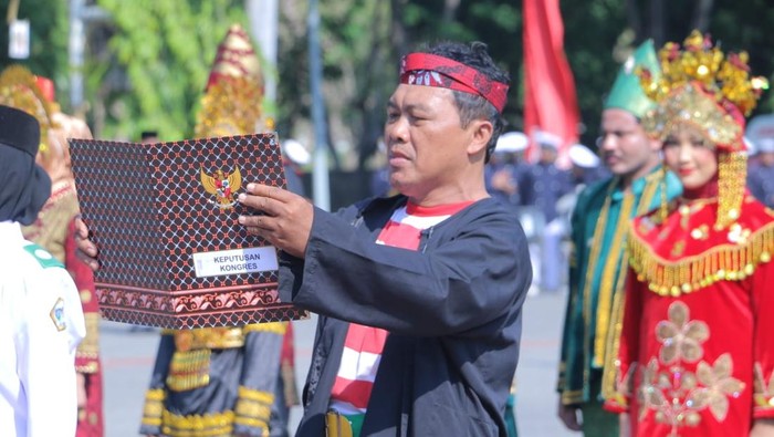 1761587042479-upacara-sumpah-pemuda-di-gresik-1_169