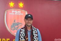 1761673254713-pelatih-psm-makassar-tomas-trucha-1761663151312_169
