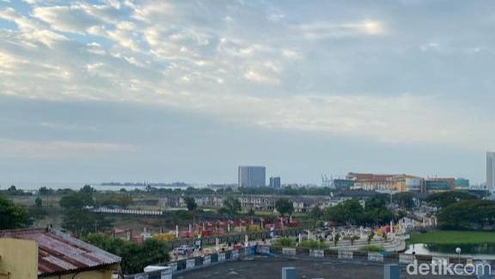 1761673297538-ilustrasi-cuaca-di-makassar_169