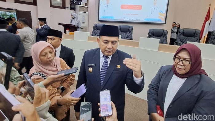 1761693742873-wali-kota-makassar-1761652376739_169