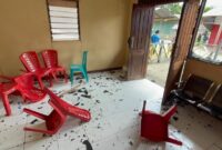 1761716952543-kantor-spkt-polres-mamberamo-raya-rusak-diserang-massa-membawa-senjata-tajam-1761711916256_169