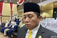 1761738372031-ketua-dprd-parepare-kaharuddin-kadir-1761729575334_169