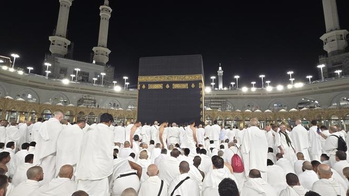 1761825145108-ilustrasi-ibadah-haji-1747884284412_169
