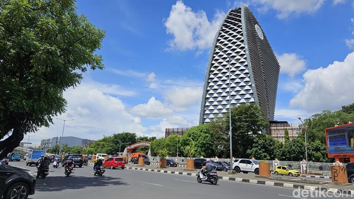 1761846531481-cuaca-makassar-1_169