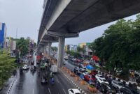 1762148997088-ilustrasi-cuaca-hujan-di-kota-makassar-11_43