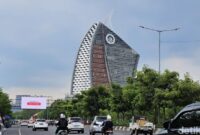 1762235111672-menara-phinisi-universitas-negeri-makassar-1756264120897_169