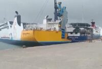 1762278616041-kapal-bertabrakan-di-pelabuhan-nusantara-parepare-1762263406594_169