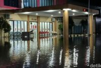 1762451547791-banjir-rob-merendam-rs-bhayangkara-hoegeng-iman-santoso-di-kabupaten-mamuju-1762430796391_169