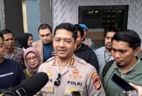 1762688785370-kapolrestabes-makassar-kombes-arya-perdana-saat-memberikan-keterangan-soal-kasus-hilangnya-bilqis-1762676402826_169