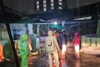 1762710321244-sebanyak-10-rumah-di-asrama-kesdam-mimun-iii-kota-makassar-rusak-diterjang-angin-kencang-1762696457048_169