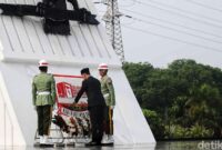 1762710740073-wapres-gibran-pimpin-upacara-hari-pahlawan-5_169