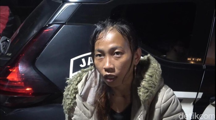 1763034364694-wanita-bernama-sri-yuliana-alias-ana-terduga-pelaku-penculikan-bilqis-di-makassar-yang-sempat-terekam-cctv-1762668999646_169