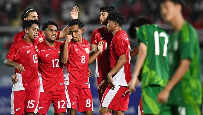 1763206650082-timnas-indonesia-u-23-lawan-makau-1757169101557_169