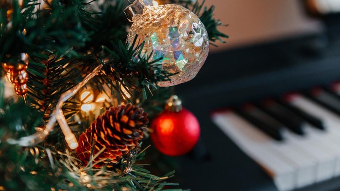 1763228420259-ilustrasi-lagu-natal_169