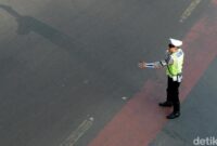 1763315009557-ilustrasi-polisi-lalulintas-polantas_169