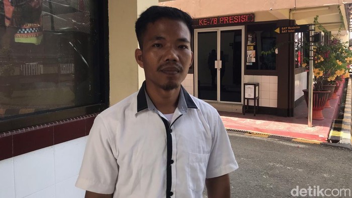 1763401452655-sepupu-korban-muhammad-fadli-saat-melaporkan-kakek-lecehkan-cucunya-di-palopo-1763388716572_169