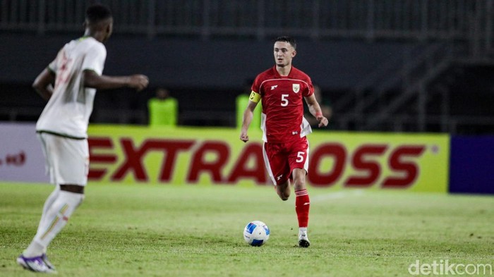 1763485587368-garuda-muda-keok-0-3-lawan-mali-di-kandang-1763222028000_169