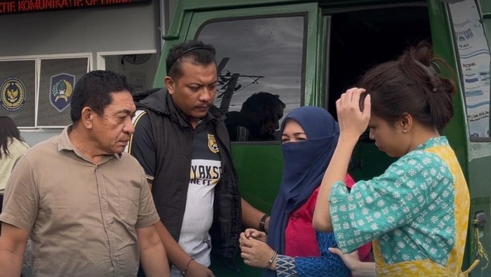 1763809564522-kepala-smpn-1-pallangga-gowa-tersangka-korupsi-dana-bos-1763694092683_169