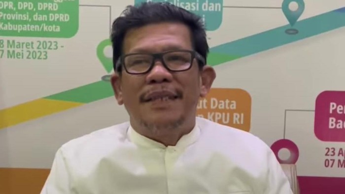 1764673621543-ketua-dpw-pkb-sulsel-azhar-arsyad_169