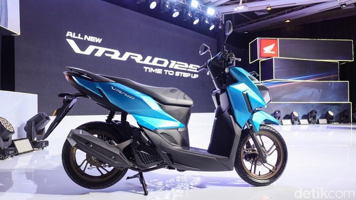 1764695236285-all-new-honda-vario-125-meluncur-kini-punya-varian-street-yang-lebih-agresif-1764589104775_169