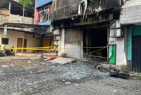 1765364779528-kondisi-terkini-tkp-kebakaran-terra-drone-tewaskan-22-orang-1765332837748_169