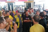 1765537607527-perumda-parkir-makassar-saat-turun-menertibkan-parkir-liar-di-terowongan-mal-panakkukang-1765523063558_169