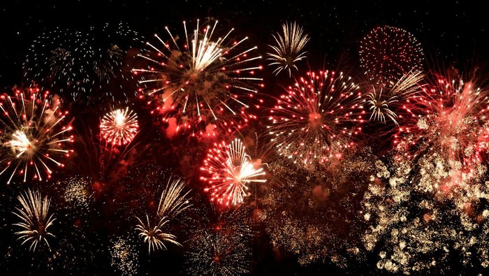 1765645581189-ilustrasi-kembang-api-2_169