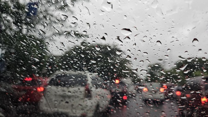 1765688749652-cuaca-makassar_169