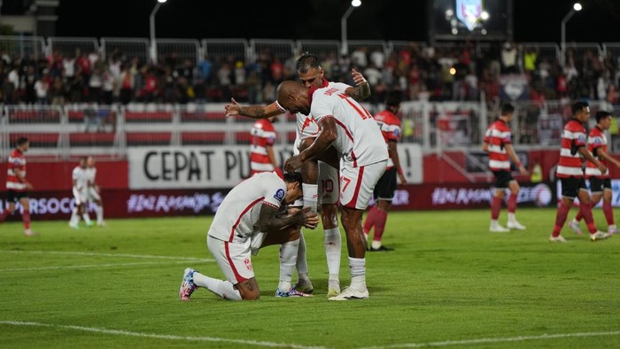 1765710382311-malut-united-1758362987919_169