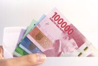 1766077630498-ilustrasi-uang-atau-rupiah_169