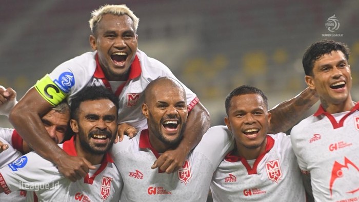 1766315173775-david-da-silva-1755411476924_169