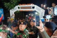 1769101649657-jenazah-korban-pesawat-atr-42-500-tiba-di-posko-tompobulu-pangkep-1769090901461_169