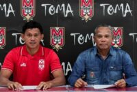 1769533660669-malut-united-resmi-memperkenalkan-rizky-pellu-sebagai-rekrutan-anyar-mereka-di-putaran-kedua-super-league-20252026-1769516219487_169